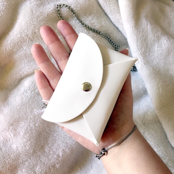 💗HP💗 NEW White Mini Envelope Crossbody Bag UO - Picture 9 of 9